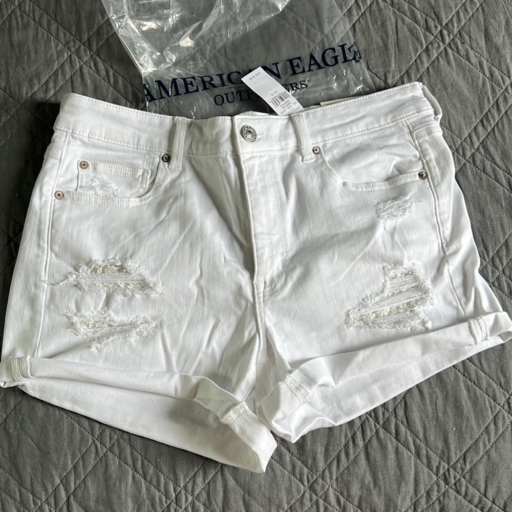 American Eagle hi-rise shortie shorts